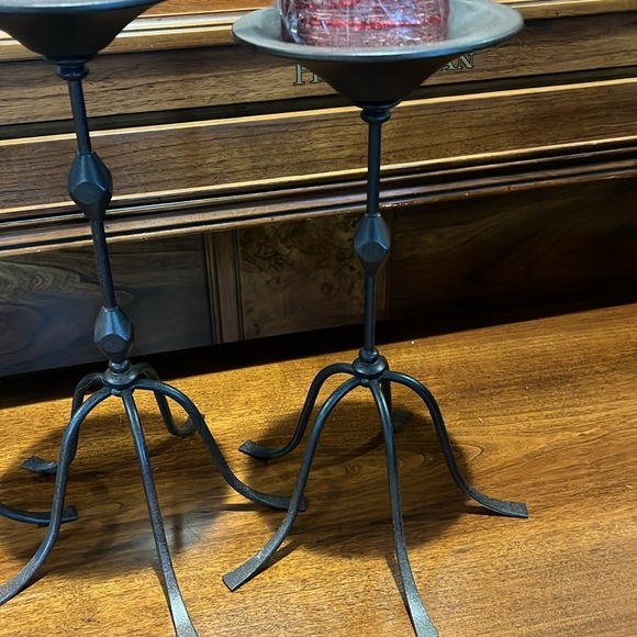 Party lite candle holders with candles. Like new condition. - Picture 4 of 7